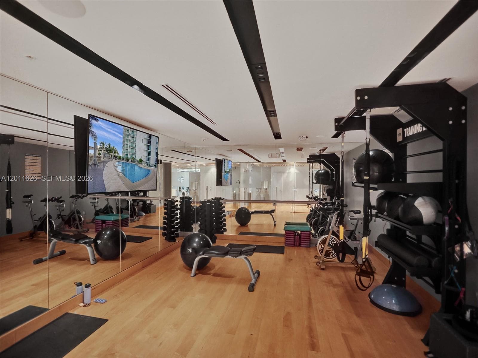 900 Biscayne Blvd # 5510, Miami FL 33132 — 19