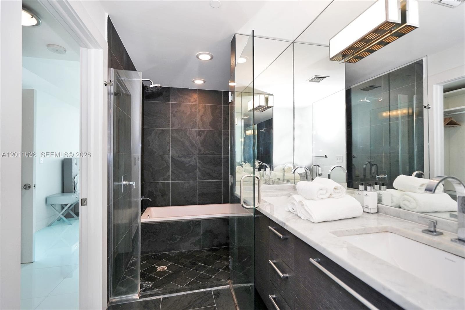 900 Biscayne Blvd # 5510, Miami FL 33132 — 8