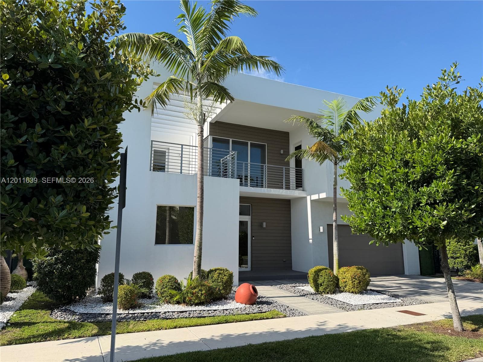 9980 NW 74th Ter, Doral FL 33178 — 3