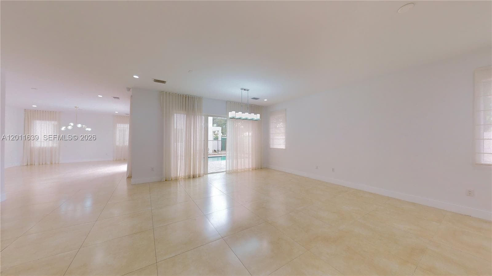 9980 NW 74th Ter, Doral FL 33178 — 11