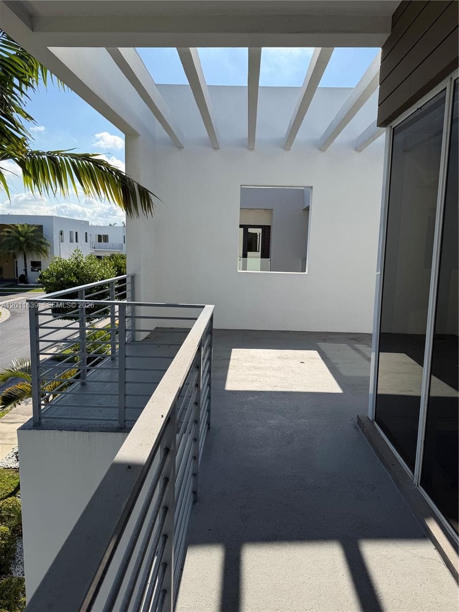 9980 NW 74th Ter, Doral FL 33178 — 19
