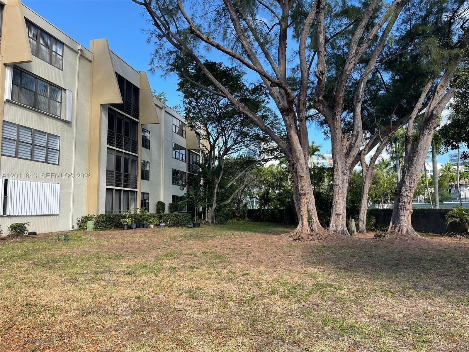 20441 NE 30th Ave # 9, Aventura FL 33180 — 32