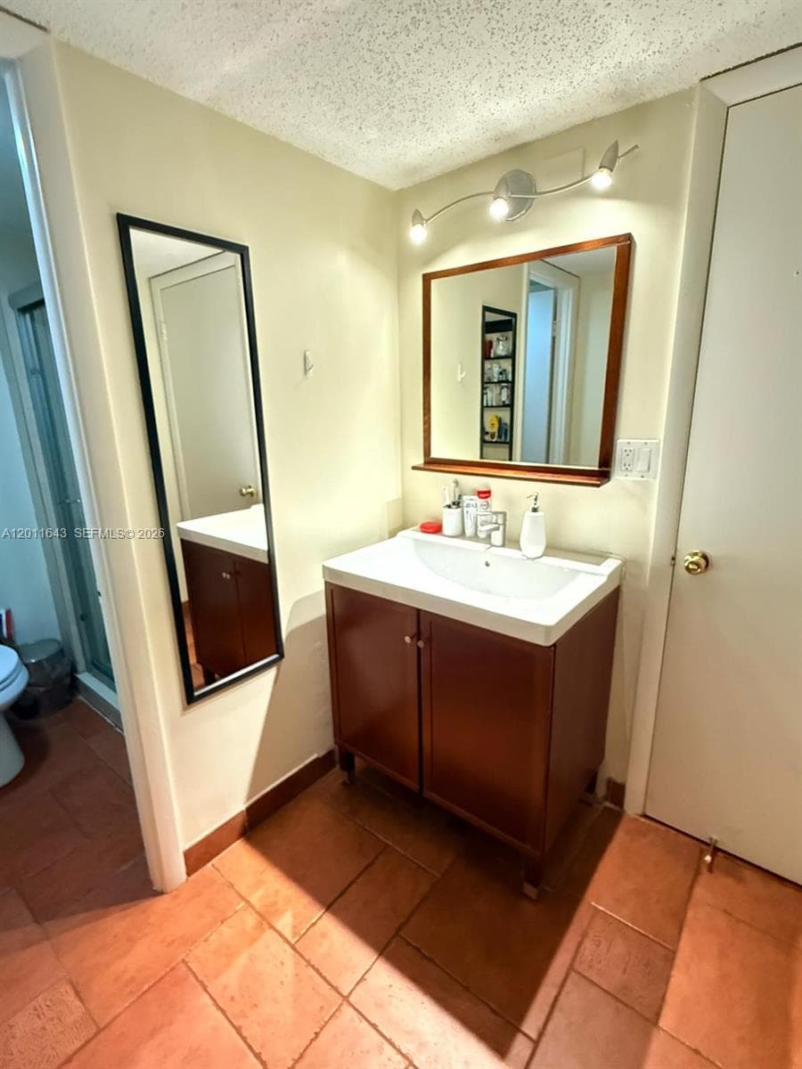 20441 NE 30th Ave # 9, Aventura FL 33180 — 11
