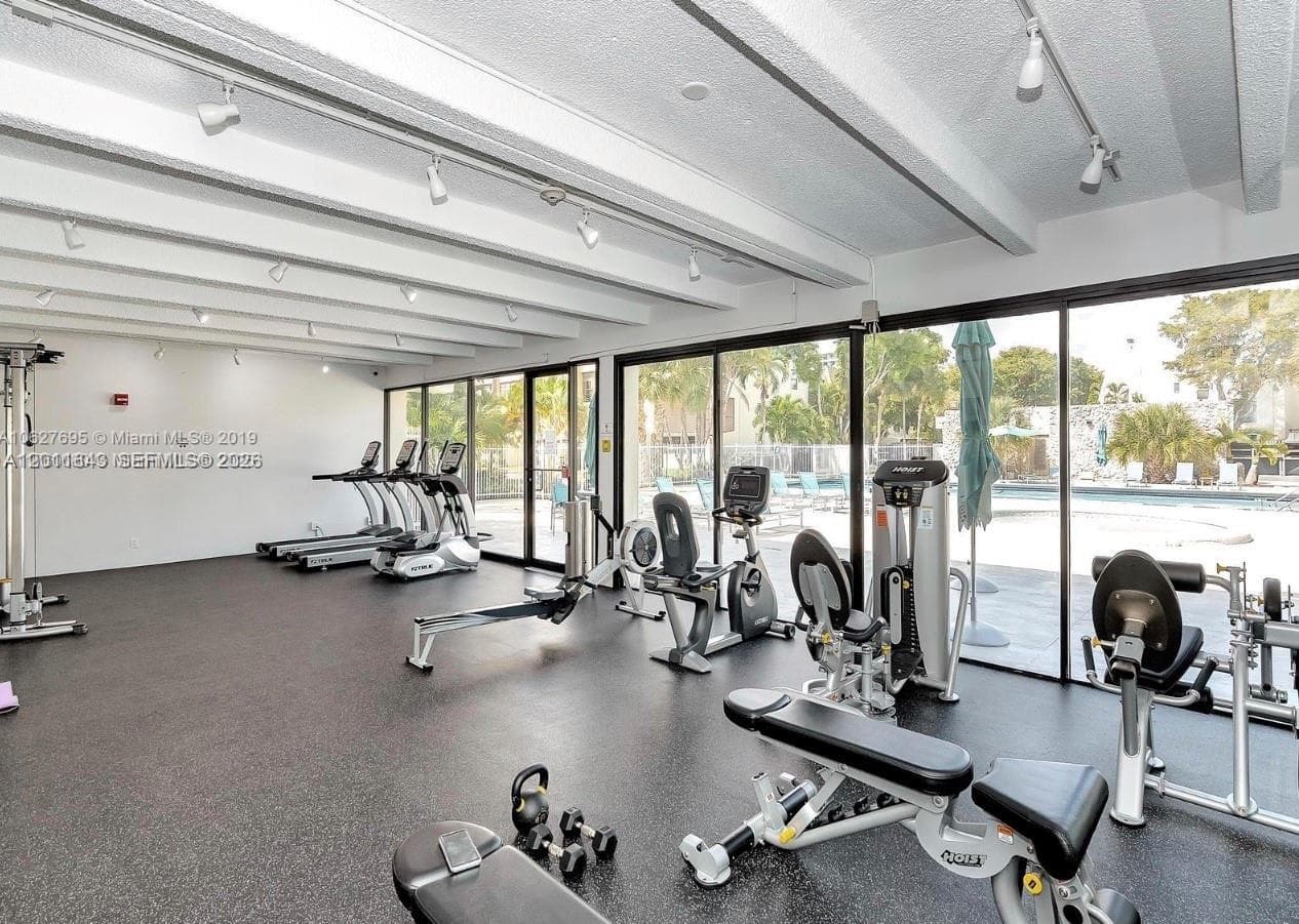20441 NE 30th Ave # 9, Aventura FL 33180 — 39