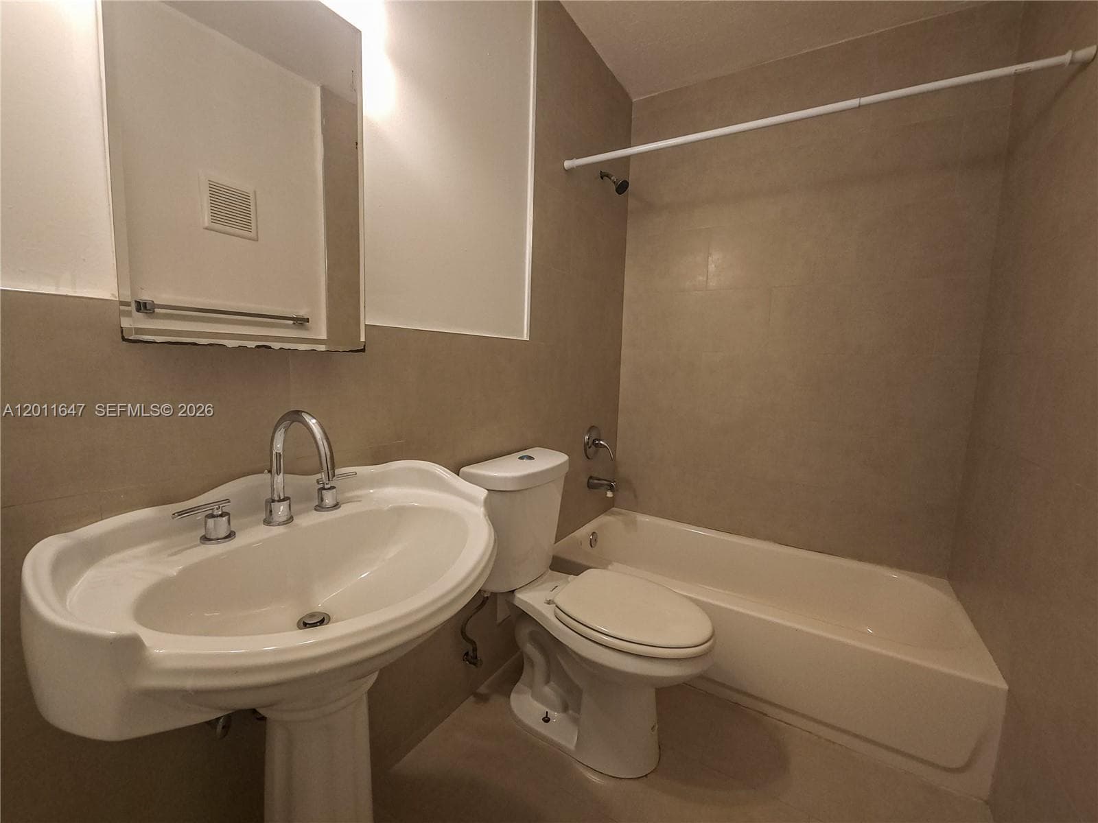 10907 N Kendall Dr # 313, Miami FL 33176 — 9