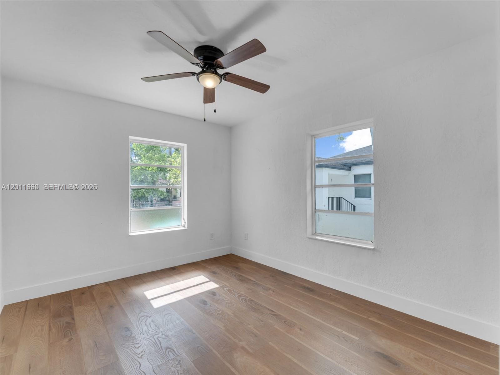 520 NW 32nd Pl # 520, Miami FL 33125 — 29