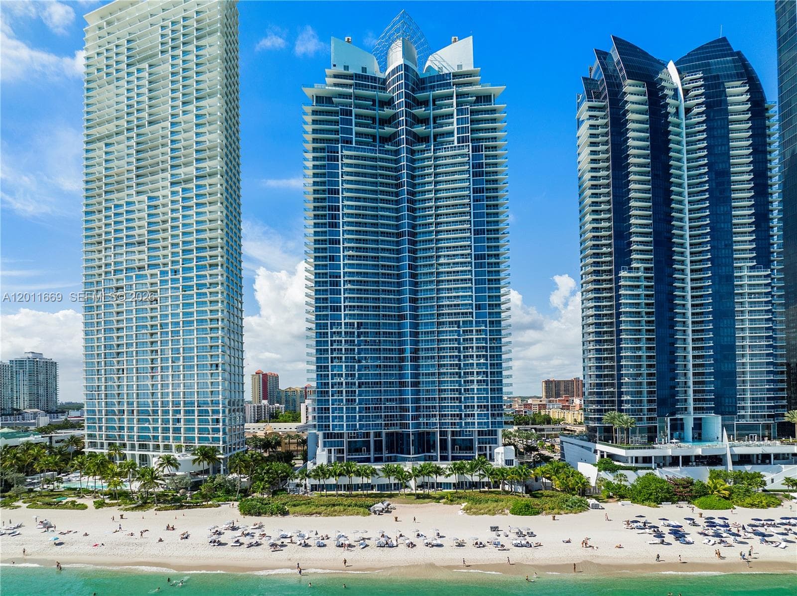 17001 Collins Ave # 1703, Sunny Isles Beach FL 33160 — 23