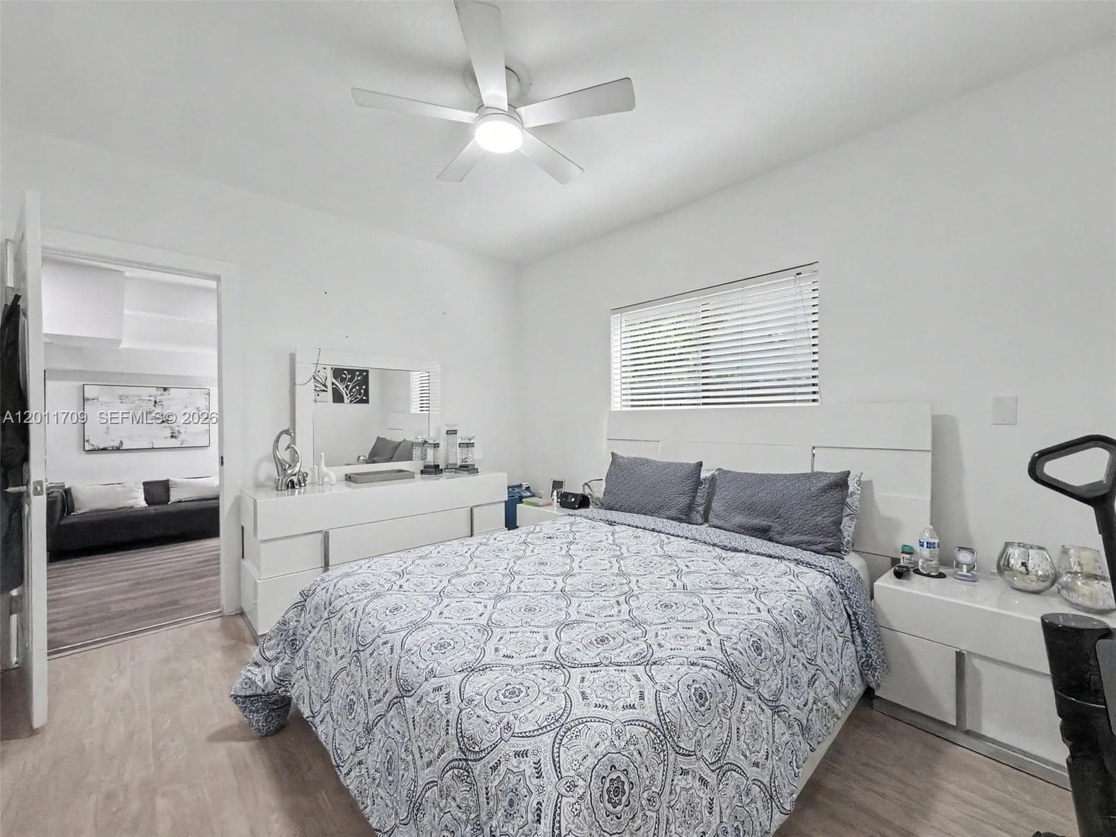 16162 SW 143rd St, Miami FL 33196 — 52