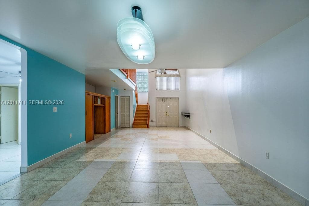 243 NE 212th Ter, Miami FL 33179 — 6