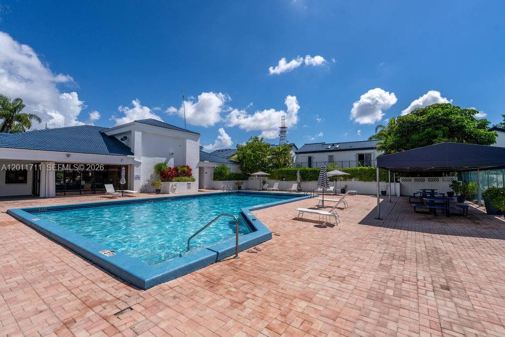 243 NE 212th Ter, Miami FL 33179 — 42