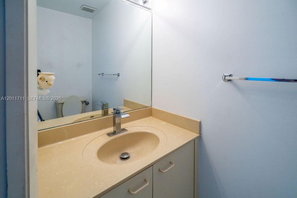 243 NE 212th Ter, Miami FL 33179 — 12