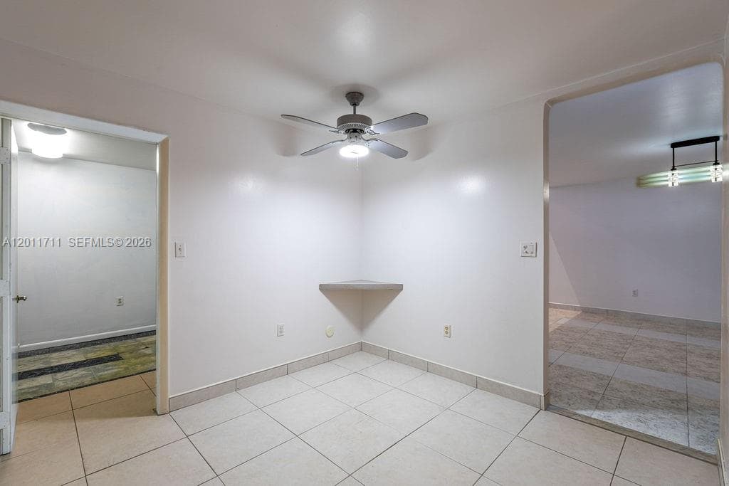 243 NE 212th Ter, Miami FL 33179 — 26