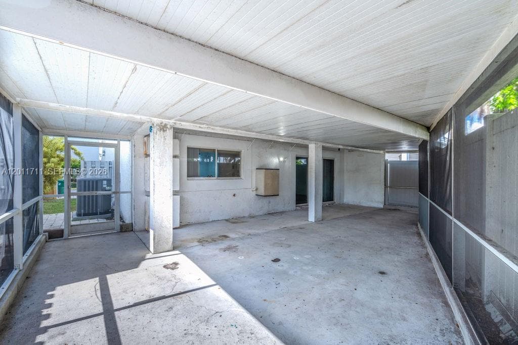 243 NE 212th Ter, Miami FL 33179 — 24