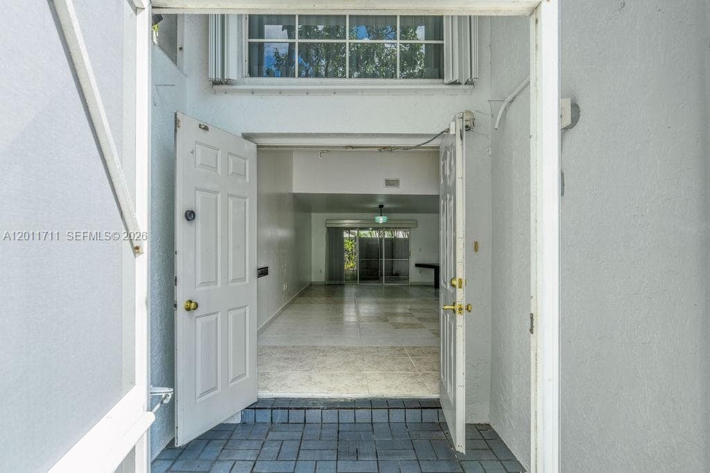 243 NE 212th Ter, Miami FL 33179 — 31