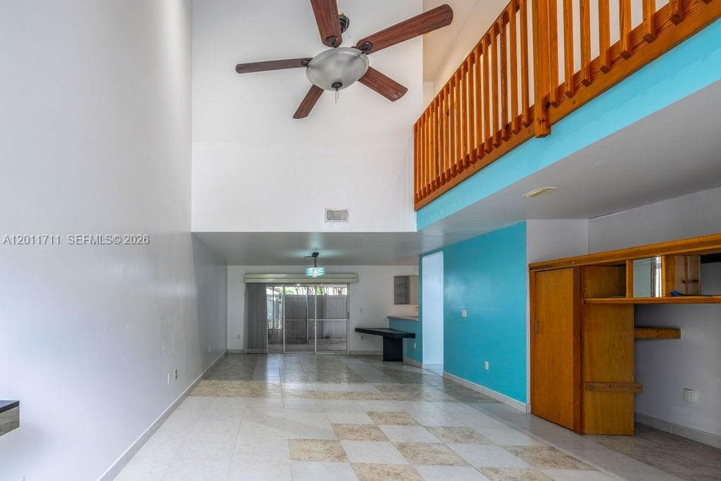 243 NE 212th Ter, Miami FL 33179 — 4