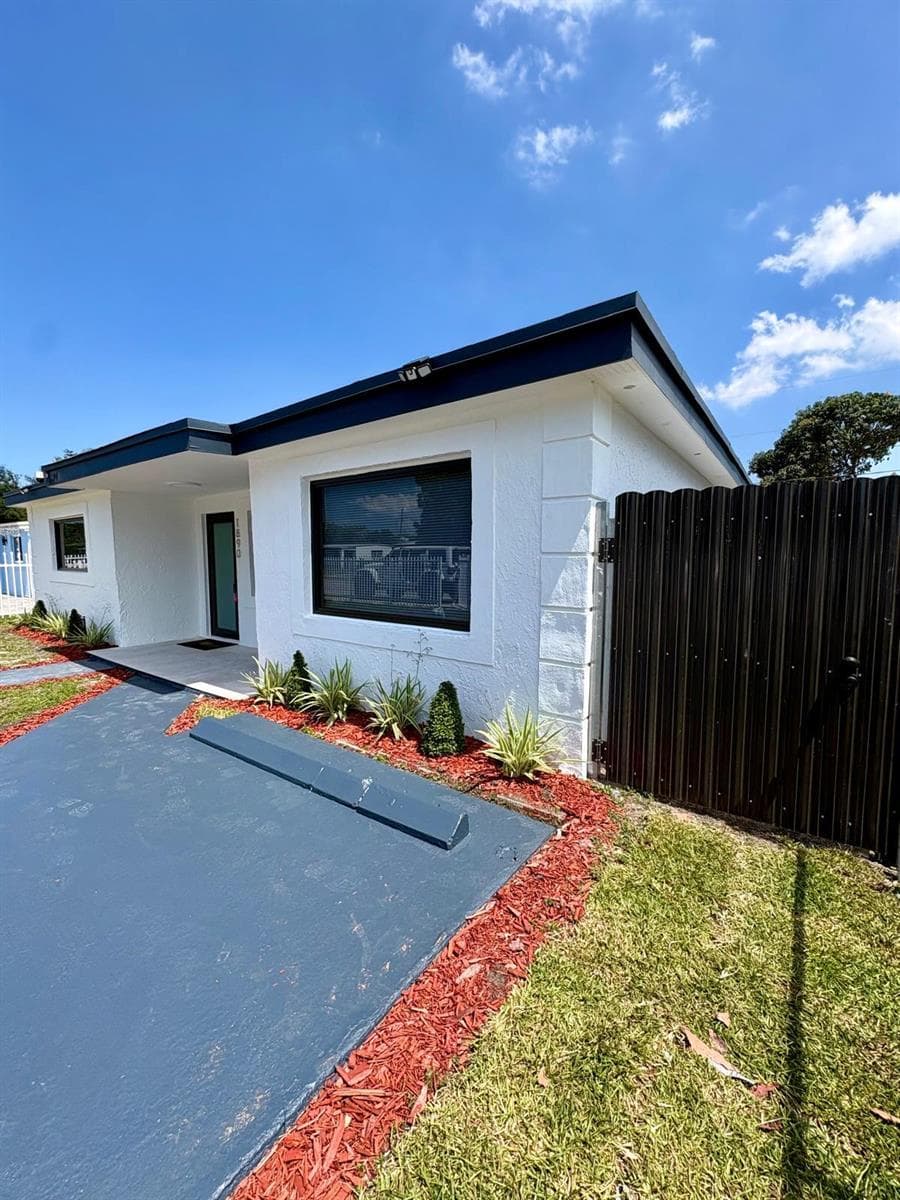 1890 Rutland Street, Opa-Locka FL 33054 — 3