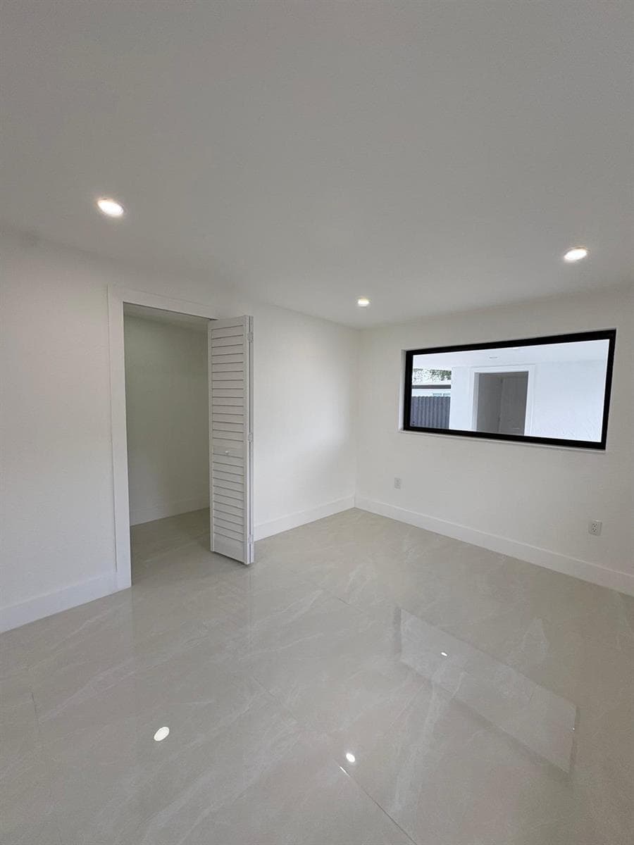 1890 Rutland Street, Opa-Locka FL 33054 — 20