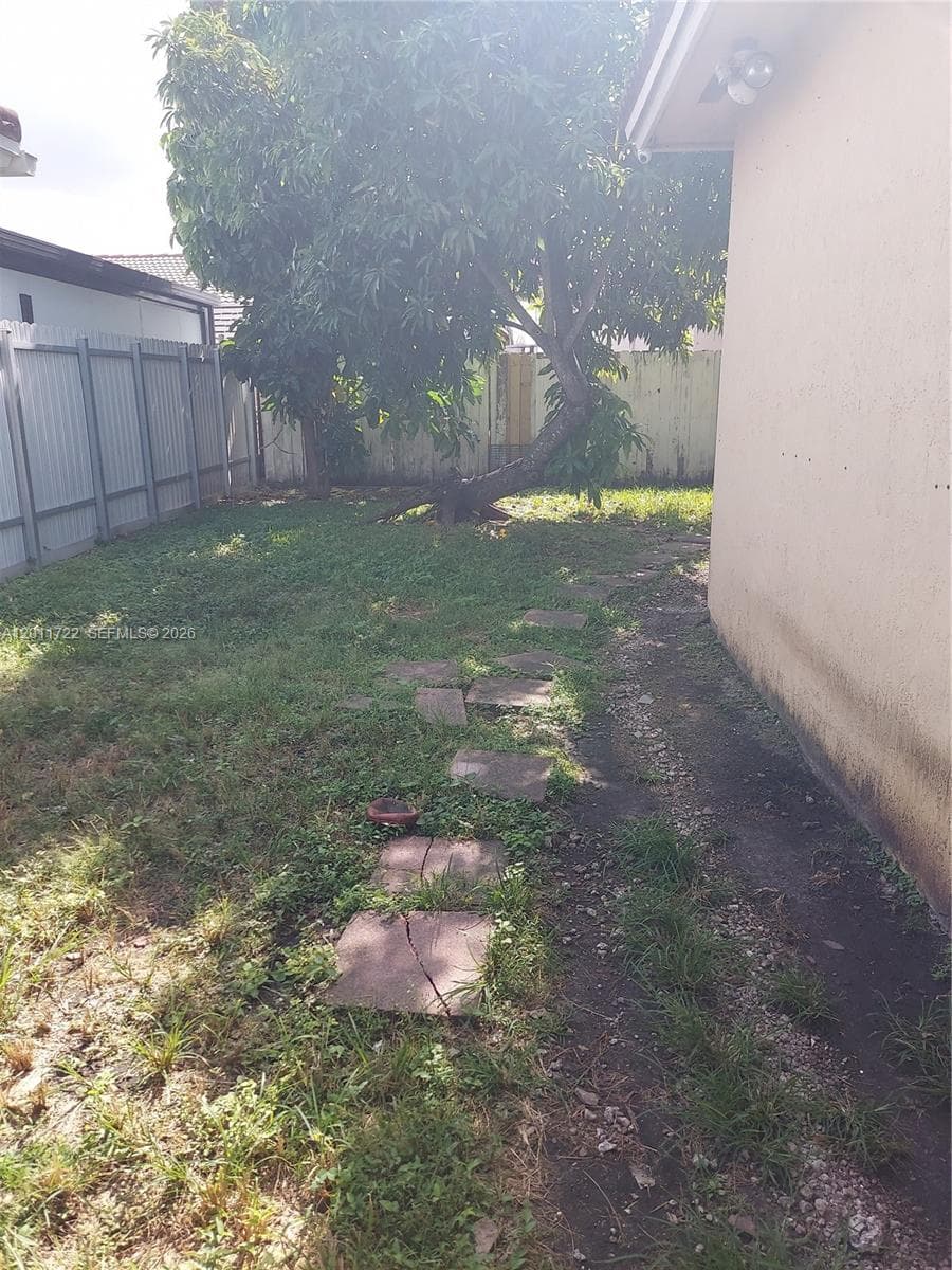 12426 SW 214th Ter # 12426, Miami FL 33177 — 5