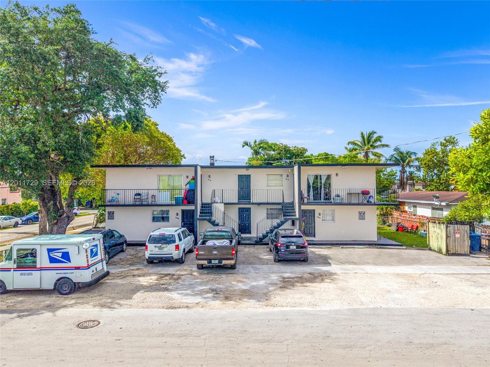 1800 NW 19th Ter, Miami FL 33125 — 6
