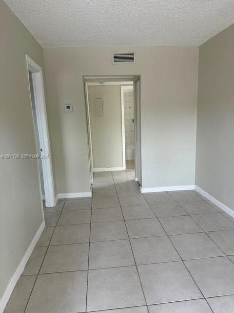 1800 NW 19th Ter, Miami FL 33125 — 32
