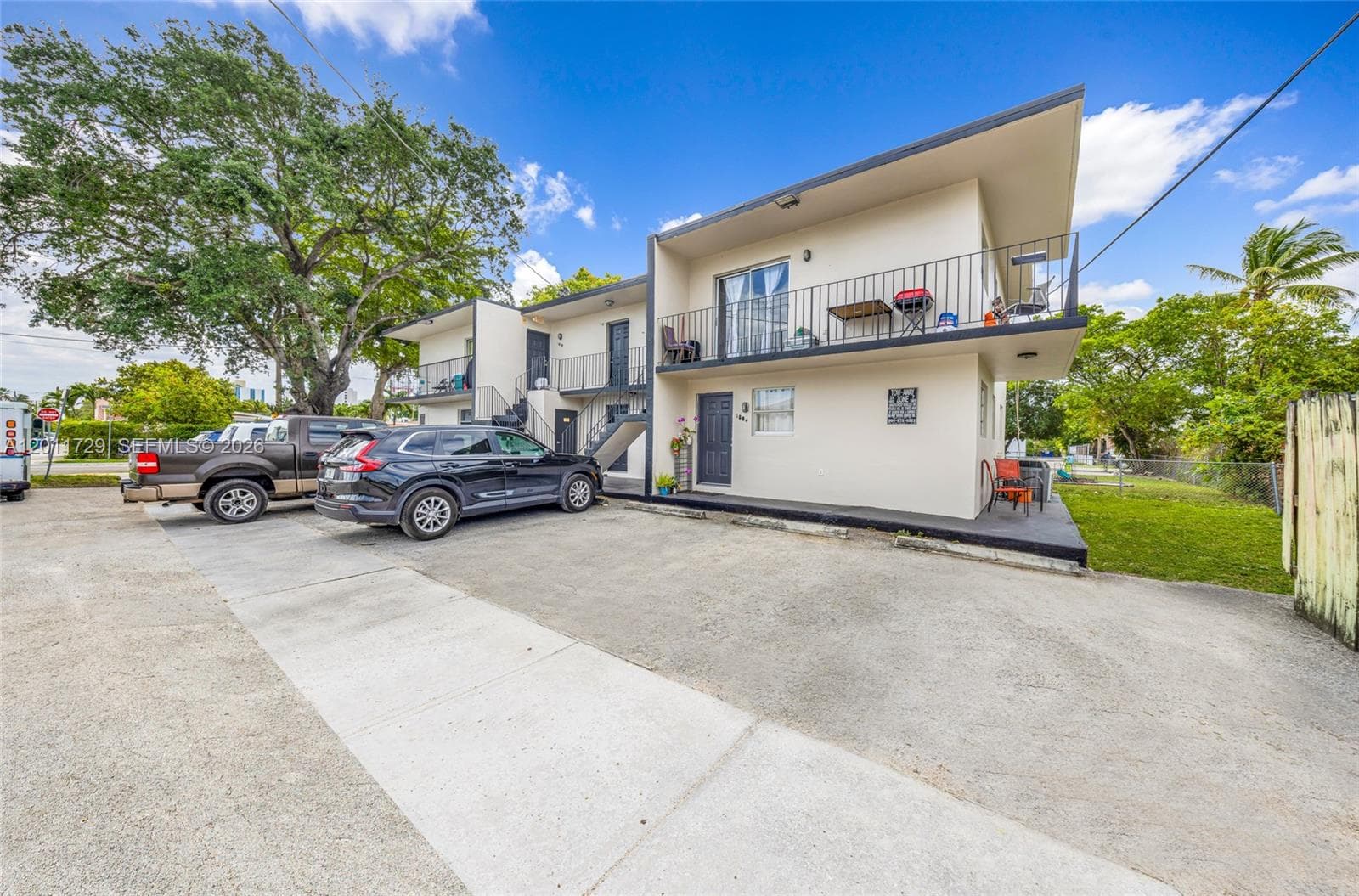1800 NW 19th Ter, Miami FL 33125 — 1