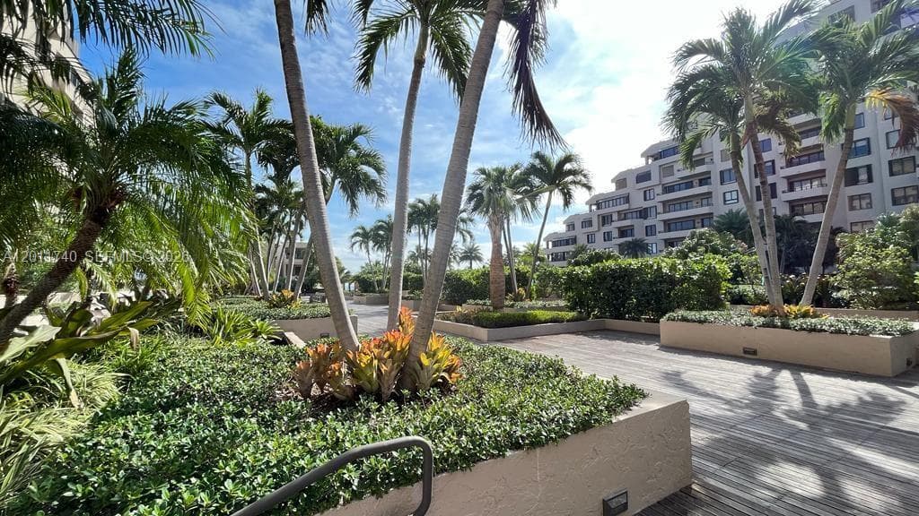 251 Crandon Blvd # 139, Key Biscayne FL 33149 — 22