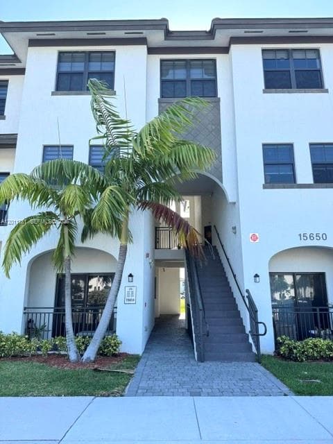 15650 SW 136th St # 101, Miami FL 33196 — 1