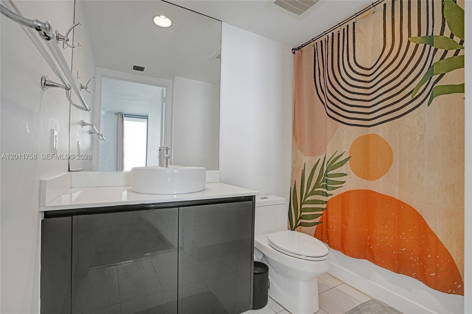 31 SE 6th St # 805, Miami FL 33131 — 17