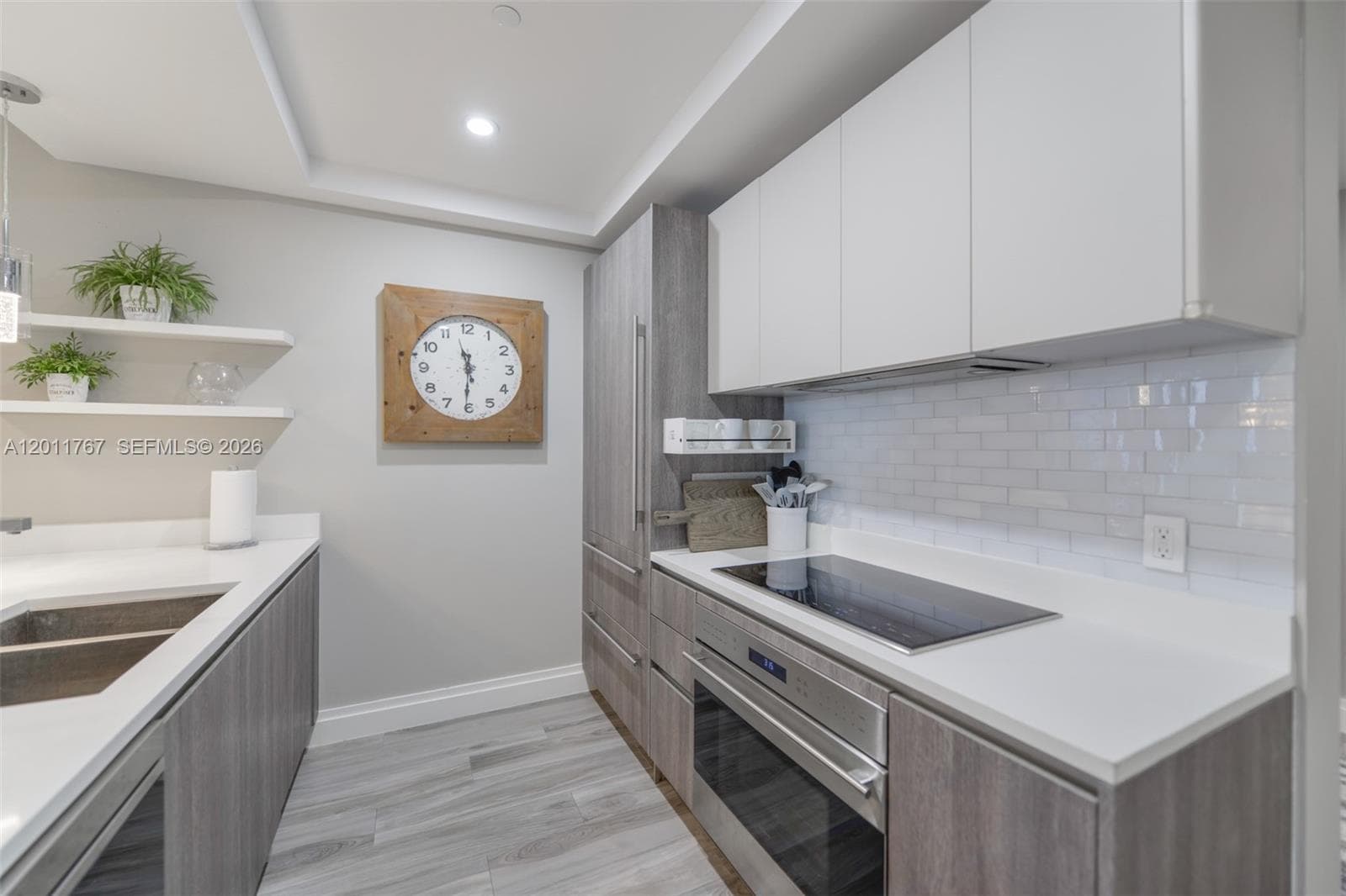 801 S Miami Ave # 3706, Miami FL 33130 — 16