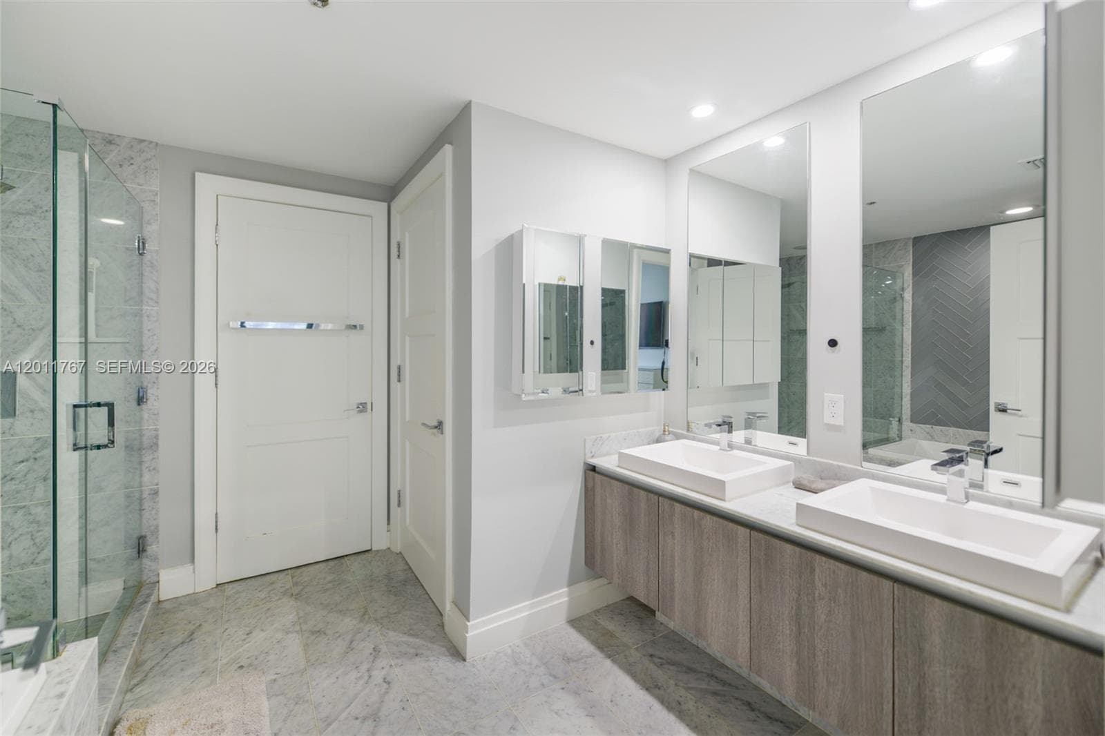 801 S Miami Ave # 3706, Miami FL 33130 — 22