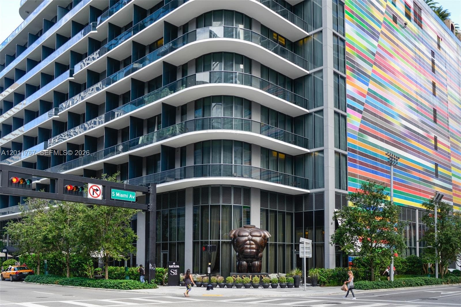 801 S Miami Ave # 3706, Miami FL 33130 — 45