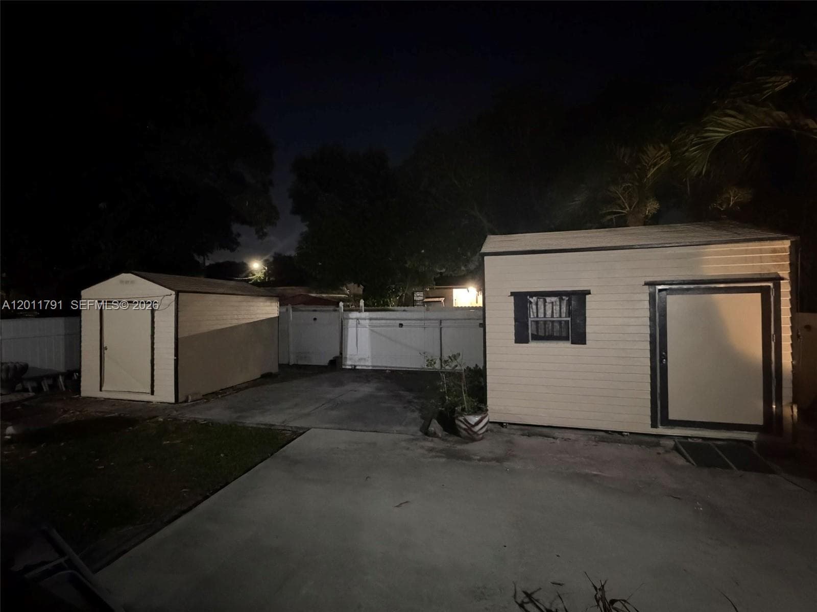 1190 NW 50th St, Miami FL 33127 — 7