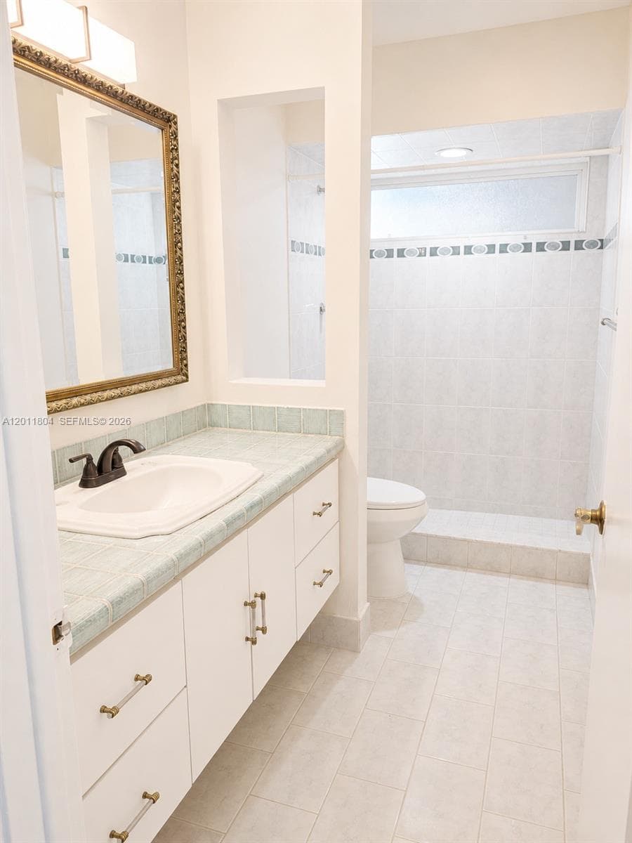 14020 SW 83rd St, Miami FL 33183 — 16