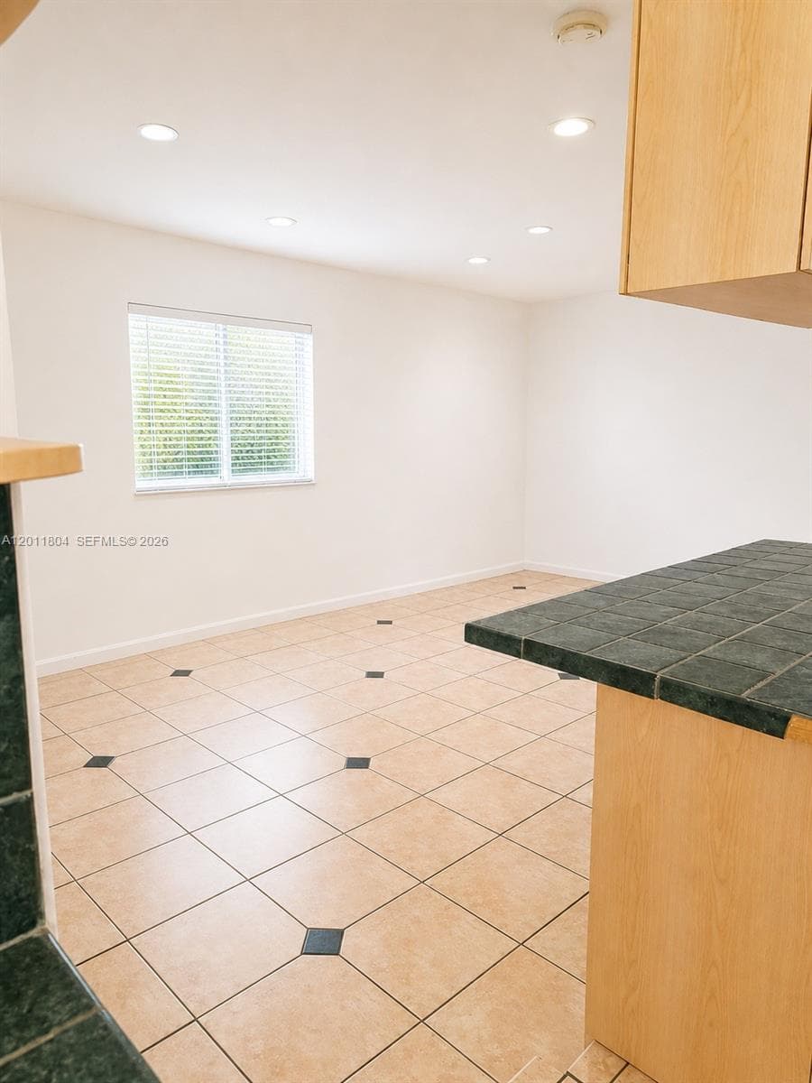14020 SW 83rd St, Miami FL 33183 — 9