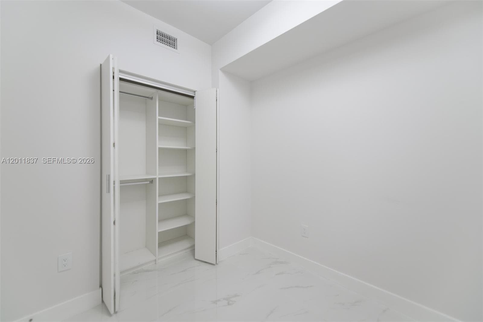 700 NE 24th Street # 904, Miami FL 33137 — 26