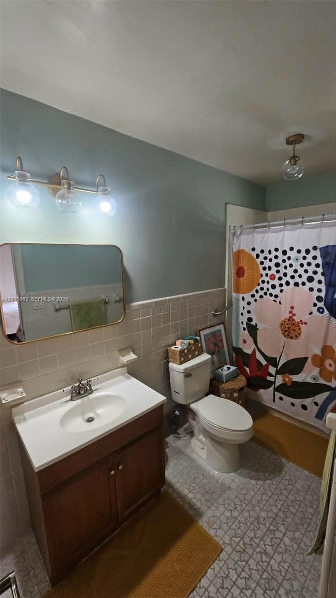831 Wren Ave, Miami Springs FL 33166 — 8