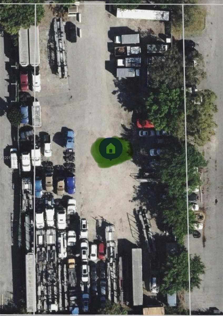 8322 NW 64, Miami FL 33166 — 3