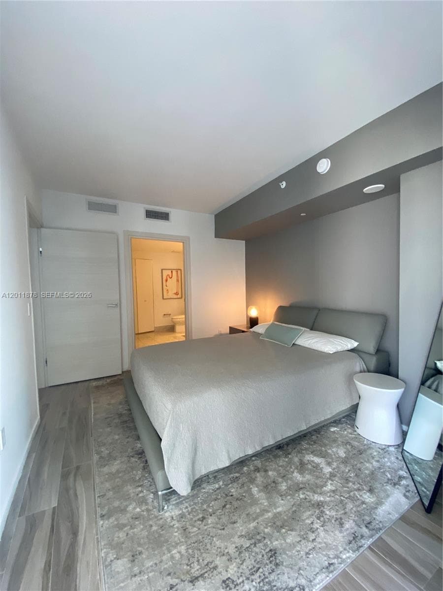 801 S Miami Ave # 2306, Miami FL 33130 — 8