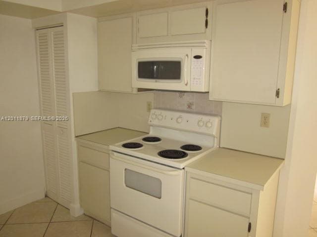 8853 SW 112 PL, Miami FL 33176 — 4