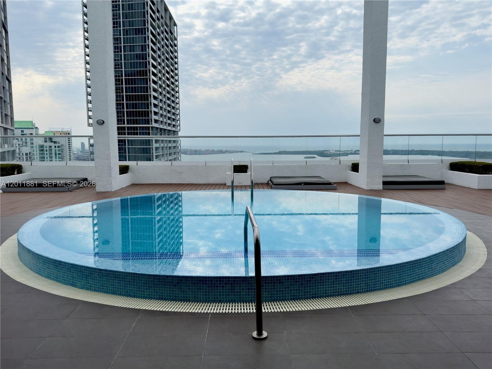 500 Brickell Ave # 1407, Miami FL 33131 — 44