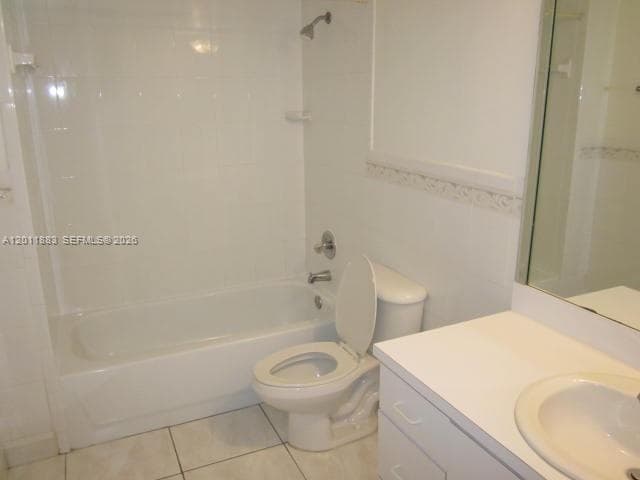8201 NW 8th St # 414, Miami FL 33126 — 4