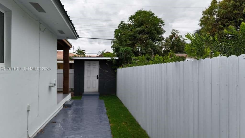 3536 NW 14th Ter, Miami FL 33125 — 24