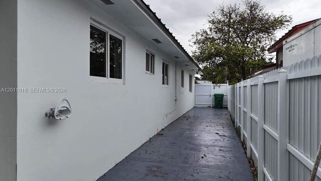 3536 NW 14th Ter, Miami FL 33125 — 25