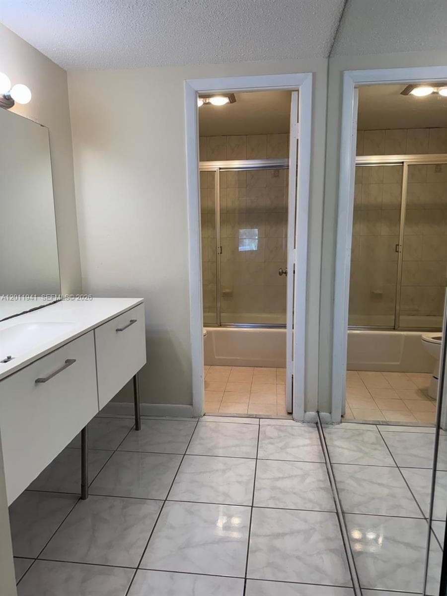 11111 Biscayne Blvd # 2H, Miami FL 33181 — 21