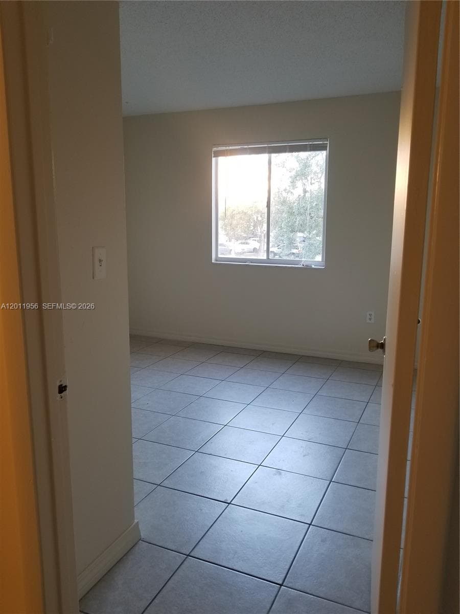 15241 SW 80th St # 201, Miami FL 33193 — 12