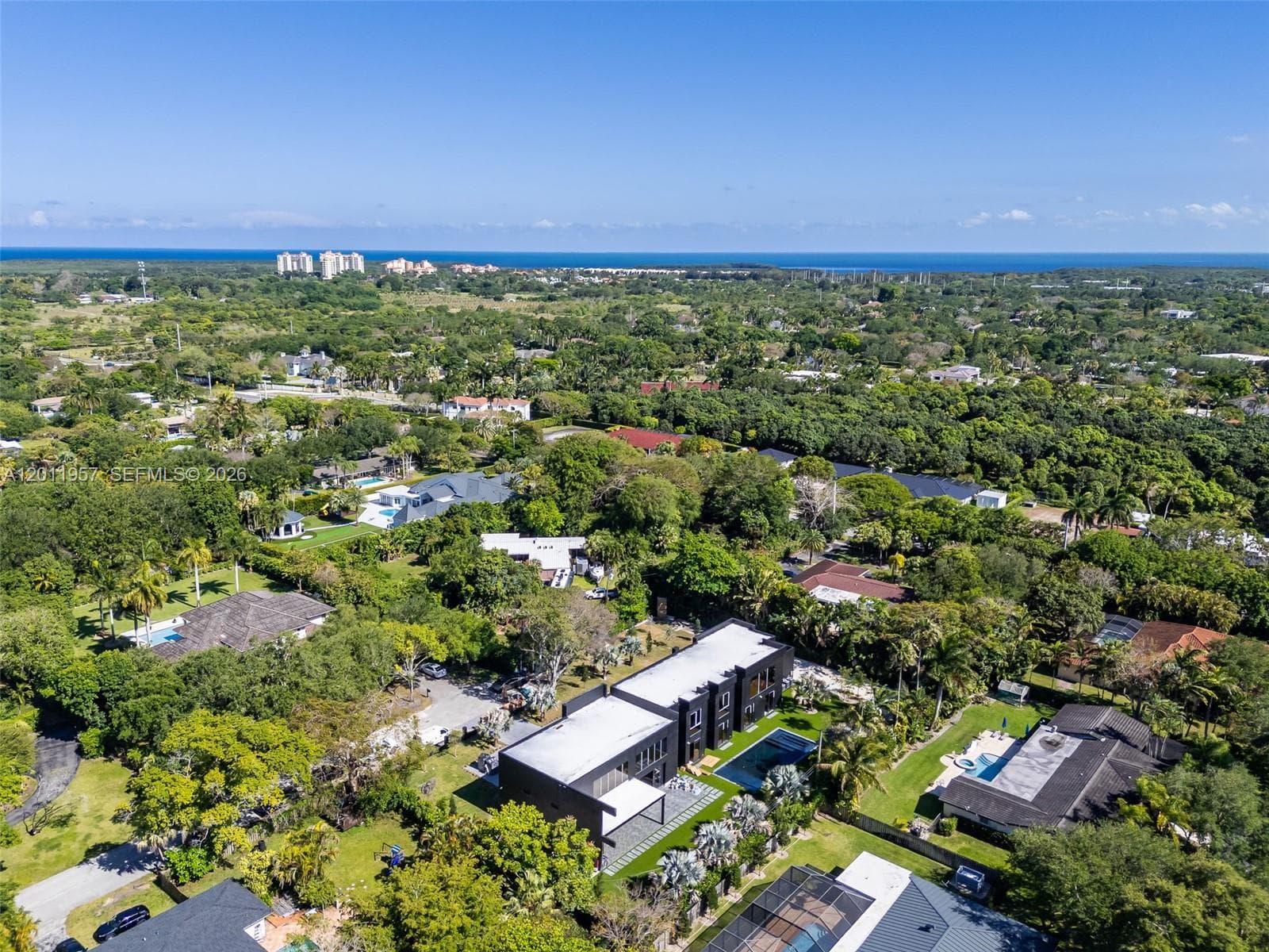 13500 SW 69th Ave, Pinecrest FL 33156 — 42