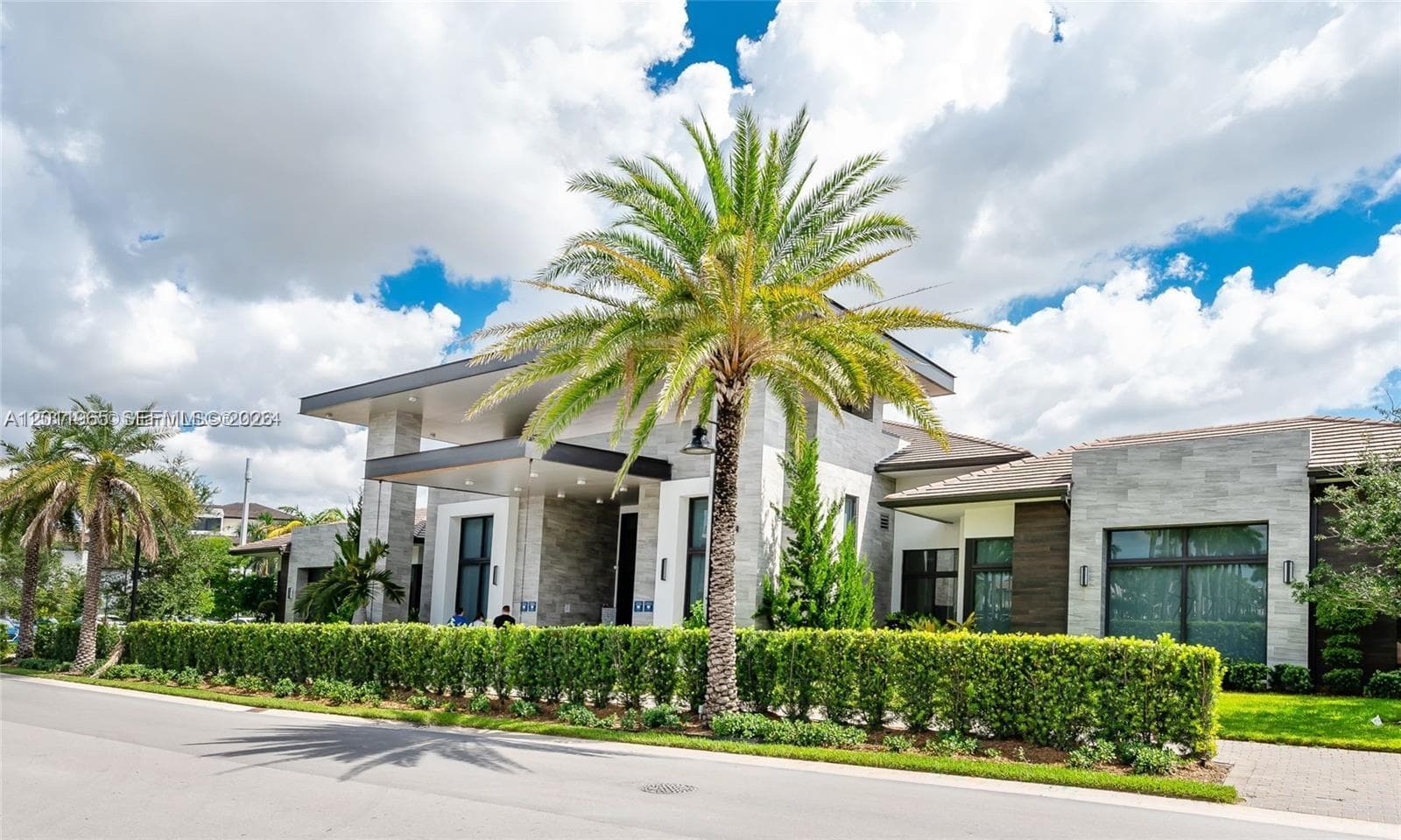 8001 NW 41st St # 405, Doral FL 33166 — 10