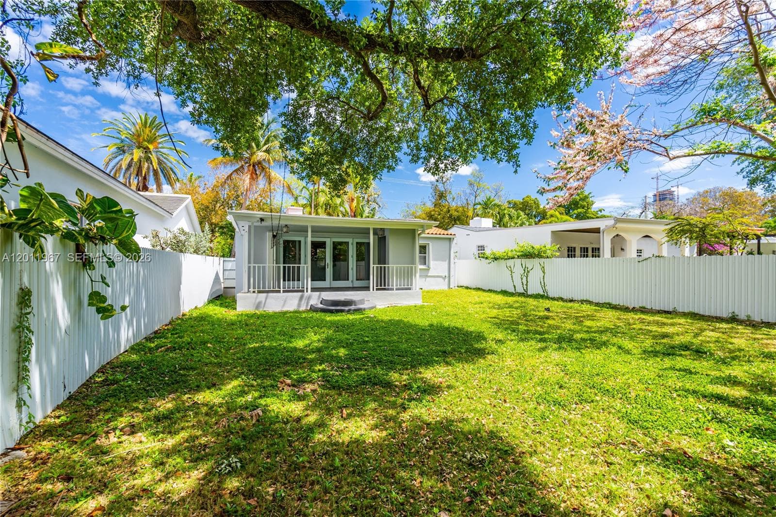 260 SW 29th Rd, Miami FL 33129 — 3