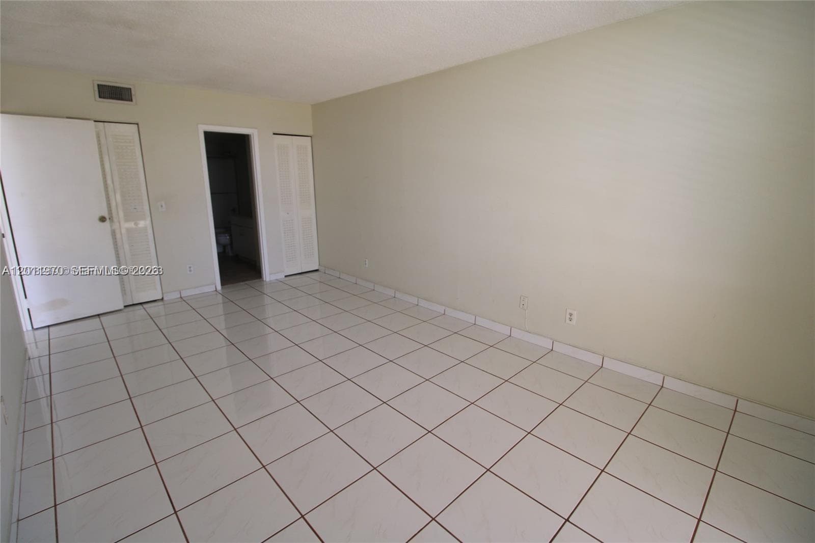 13499 Biscayne Blvd # 404, North Miami FL 33181 — 5
