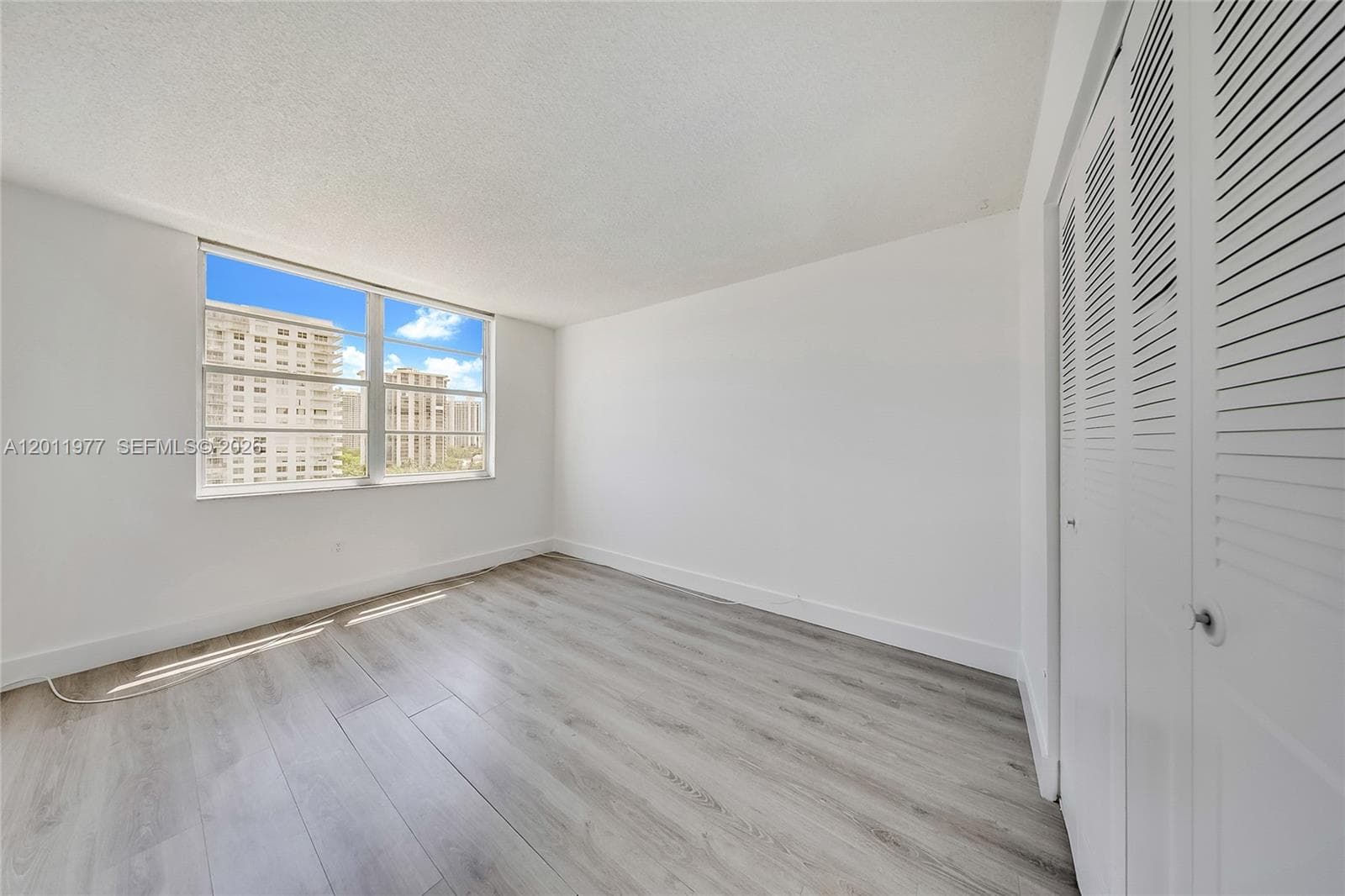 2801 NE 183rd St # 912W, Aventura FL 33160 — 10